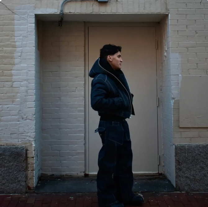 SPLIT-LINE DENIM LINE BOMBER JEANS